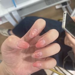 -晨·艺美甲美睫