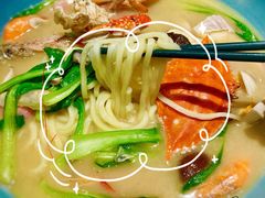 -大头仔海鲜面馆(环球港店)