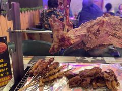 -沪上名羊天下•烤羊腿•东北烧烤•小龙虾(浦东直营总店)