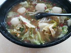 -龙记桂林米粉(财满街店)