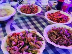 -钱大妈海鲜饭店(保利林语店)