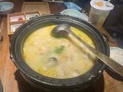 -九锅一堂酸菜鱼(万达广场店)