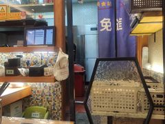 -彩虹站·香港烧腊茶餐厅