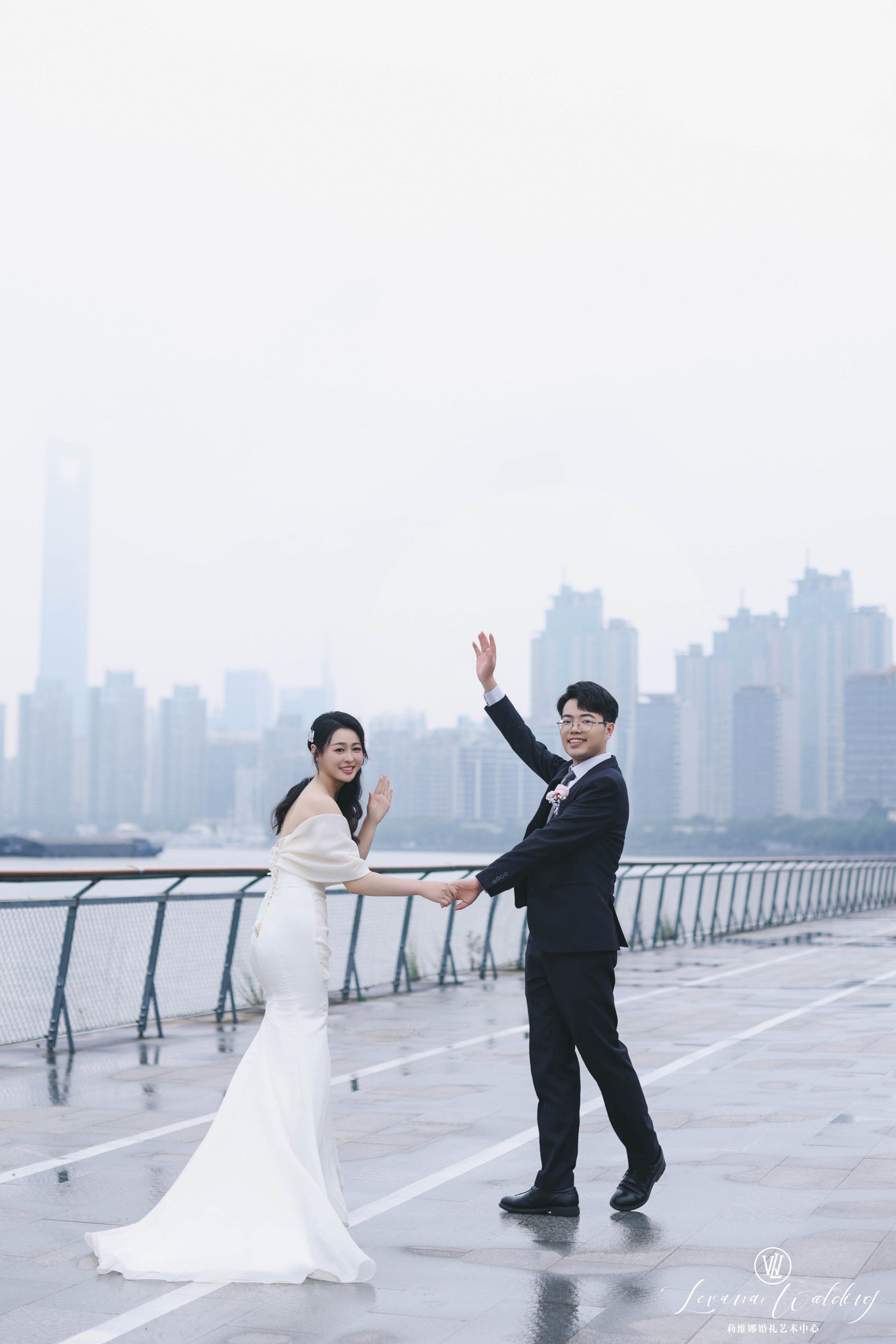江畔誓言,浦东三件套见证下的浪漫婚礼