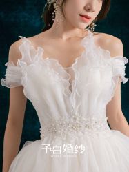 点击看大图 -予白婚纱礼服馆