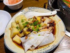 米豆腐拼卷粉-阿婉贵州苗家酸汤鱼(梅林店)