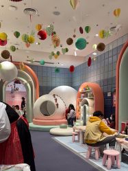 -奈尔宝·儿童乐园·亲子餐厅(华采天地店)