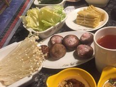 -一席地·本地鸡窝·杭帮鸡火锅(萧山银隆百货店)