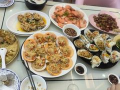 -覃记海鲜美食餐厅