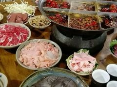 -白乐天毛肚火锅馆(南滨路店)