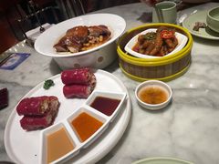 -蝴蝶里·粤菜·点心(滨江龙湖店)