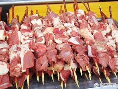 -艾力江和田馕坑烤肉店