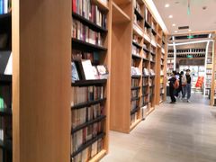 -覔书店(壹方城店)