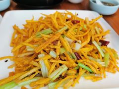 -莲餐厅·湖北菜·潜江小龙虾店(愚园路店)