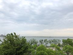 -上海滴水湖皇冠假日酒店