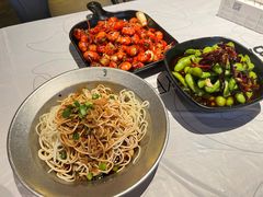 -巴厘龙虾·榜首油焖大虾(音乐学院·沿江酒馆店)