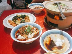 -冯烫烫跷脚牛肉·川菜小馆(武胜西街店)
