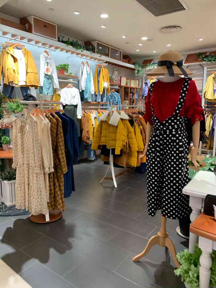 紫涵(相城天虹店)-"【店铺名称】紫涵【地理位置】苏州市相城.