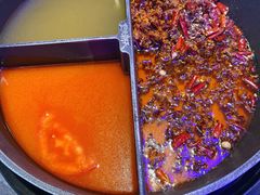 小嫩牛专利T型锅（一锅三吃）-热火朝天鲜切牛肉火锅(南强街巷店)