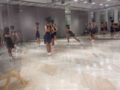 -港龙舞蹈·成人少儿舞蹈培训(深圳湾校区)