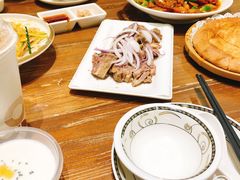 -清真·玛丽亚新疆菜主题餐厅(浙江中路店)