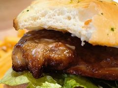 招牌秘制鸡腿堡-必胜客(花都百业店)