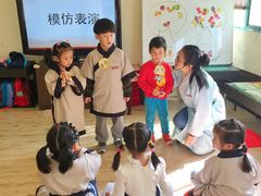 -童学馆·诗书礼乐少儿国学(青年路店)