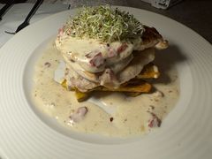 -Casa Nova