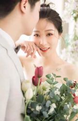 -雪中彩影婚纱摄影·微光艺术中心