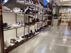 -云柏鞋业(十里堡店)