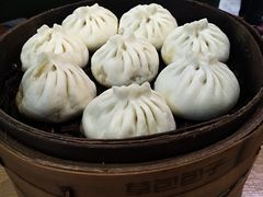 传统猪肉灌汤包-草包包子铺(宽厚里店)