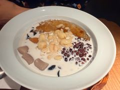 -RUXU入续糖水铺与包(卓悦中心店)