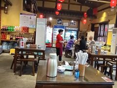 -富正毅三下锅·湘西韵味(天门山索道店)
