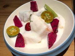 瑞士田园酸奶鲜果沙拉-清真·艾美可餐厅(大悦汇店)