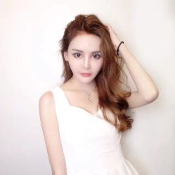 亚麻冷棕色-i Style潮牌美发沙龙