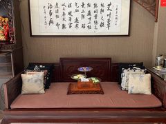 -莱蔻·圣灸堂·推拿艾灸(天山店)