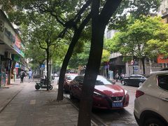 -覃肥叔桂林米粉(粮道街店)