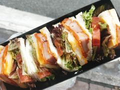 -华荣西饼屋(金禧店)