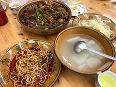 -一品红烧鸭特色川菜(三岔湖店)