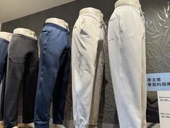 -lululemon(上海浦东IFC店)