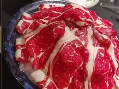 -鲜入唯煮·港式海鲜牛肉火锅(金宝街店)