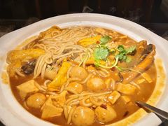 -卢大鲜鱼头捞饭(美利广场店)