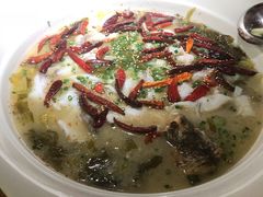 -江渔儿酸菜鱼(映月湖环宇城店)