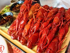 -肥肥虾庄·金牌油焖大虾(汉街SKP店)