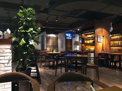 大堂-JINNS锦时 steak&pizza(浸信会礼拜堂旧址店)