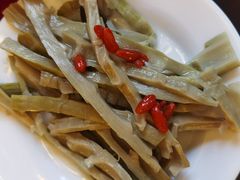 -山城年华老火锅(玉林店)