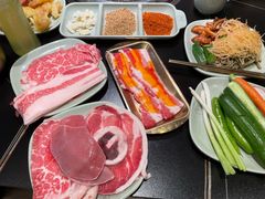 -梨花自助烤肉(西三旗万象汇黑金店)
