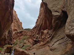 -天山神秘大峡谷