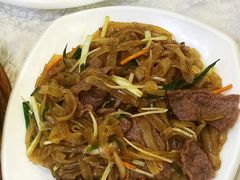 干炒牛河-文记壹心鸡(宝华路店)