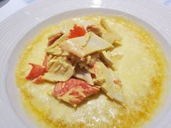 黄芥末蟹柳风味芝士烤土豆-库滋明·俄罗斯特色美食(中央大街店)